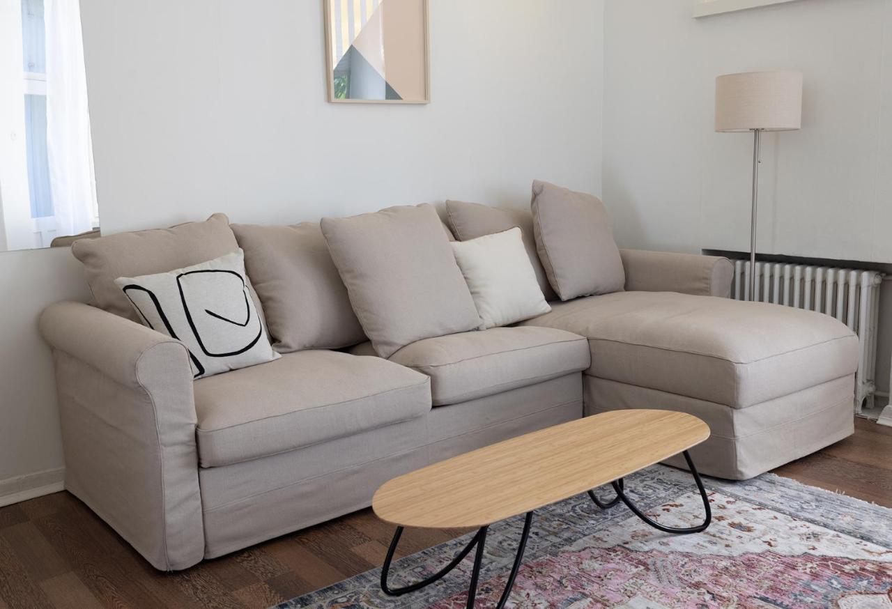 2Ndhomes City Center 2Br Apartment By The Finnish National Theatre With Balcony And Park View Helsinki Exterior foto